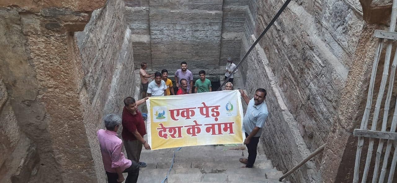 बूंदी में बावड़ी स्वच्छता और कोटा में पक्षी घर लगाना