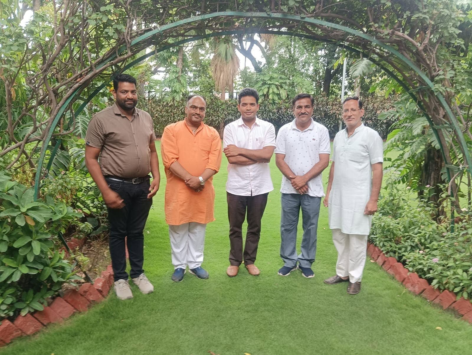 चित्तौड़ में जिलाधीश के साथ पर्यावरण पर चर्चा